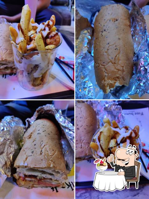 Me & U Cafe serves a variety of sweet dishes