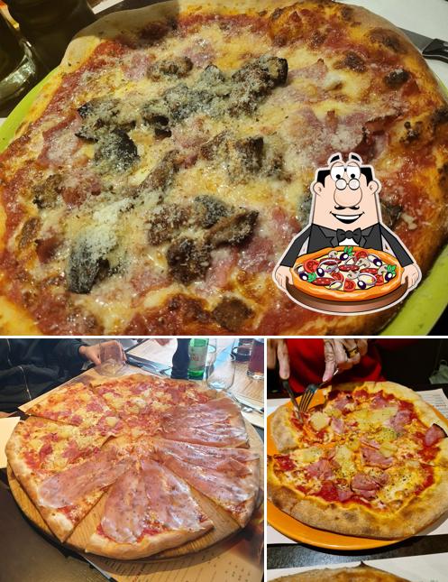 Scegli una pizza a Chez Salvo Etna Pizza