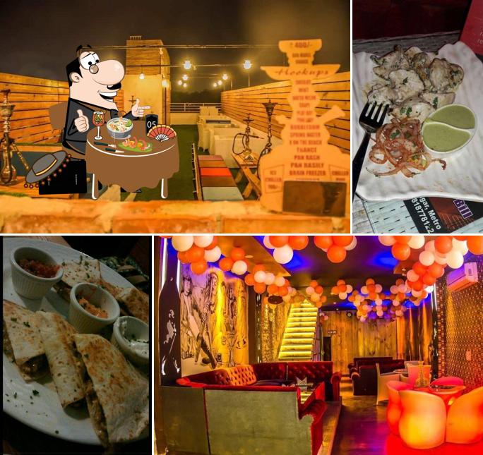 Food at Hookups Cafe N Lounge