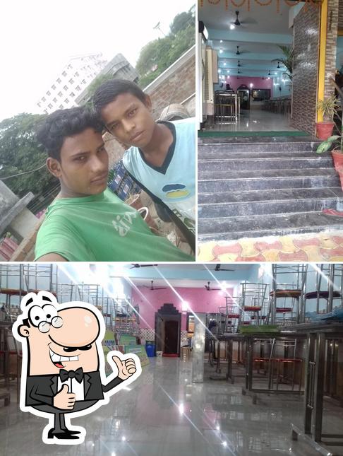 Here's an image of Ashish hotel