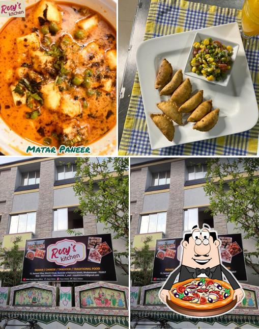 Order pizza at Rosy’s Kitchen
