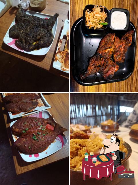 AMSQUARE FAMILY RESTAURANT serves a number of sweet dishes