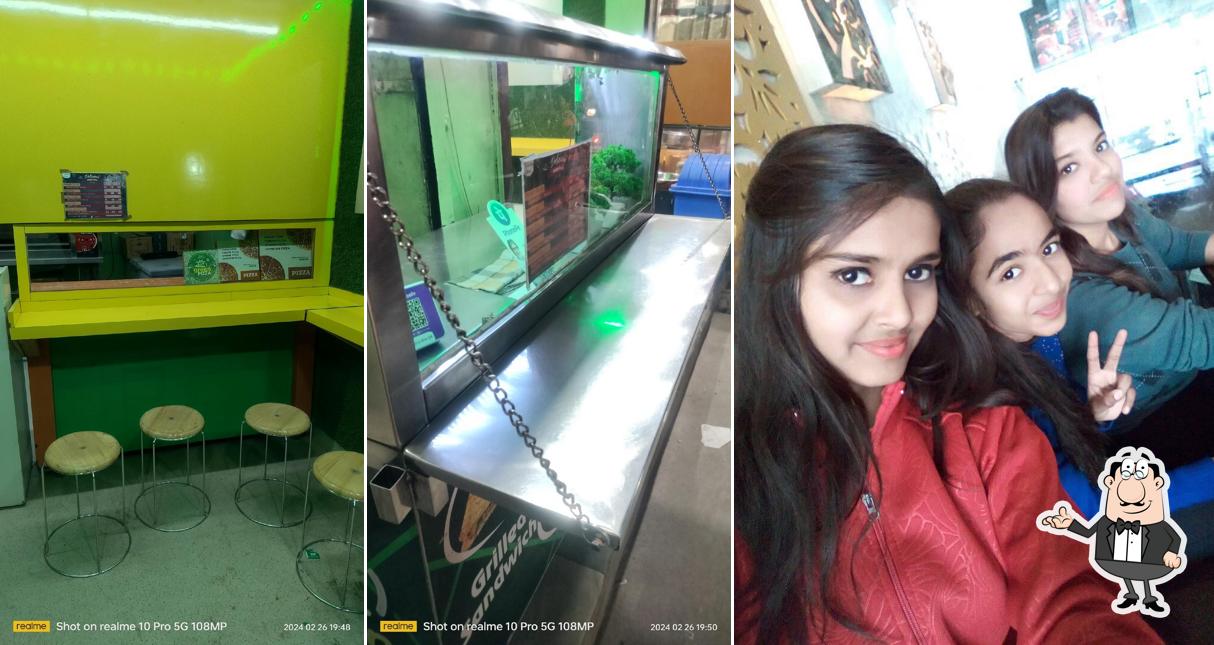 The interior of Green Pizza