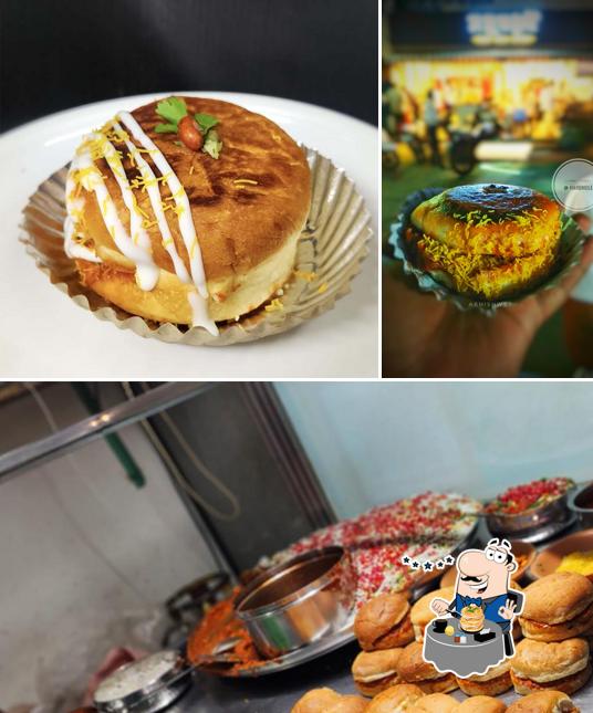 Meals at Harbhole Kutchi Dabeli