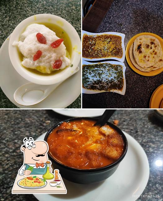 Food at Hotel Golden Chariot