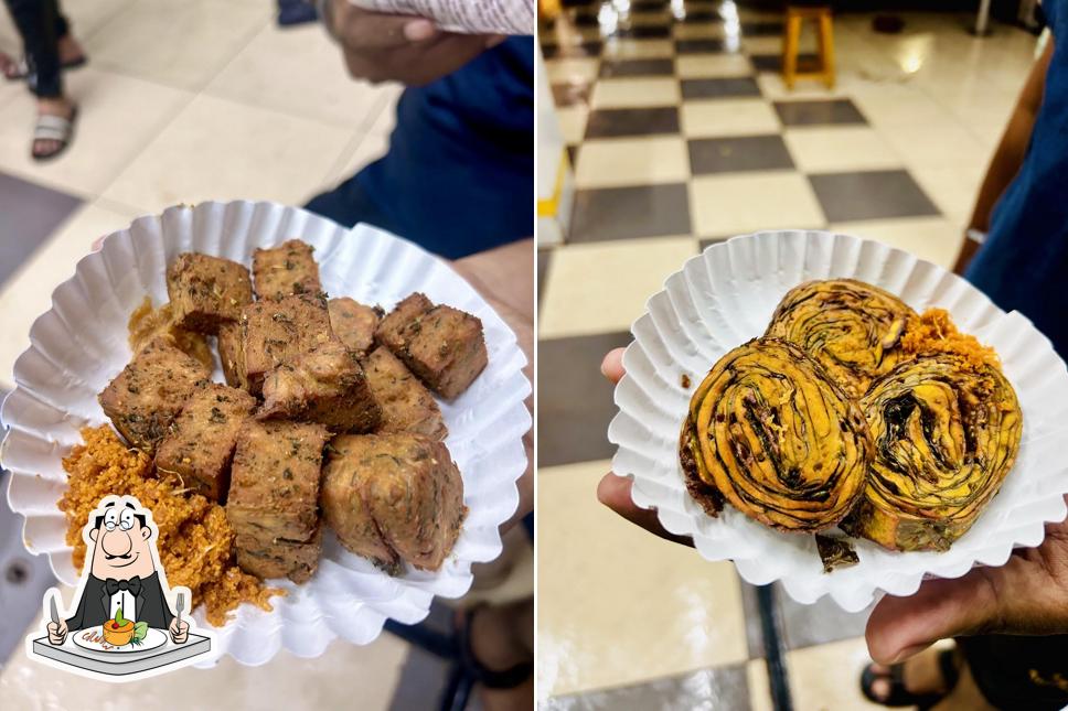 Food at Karjat vadapav
