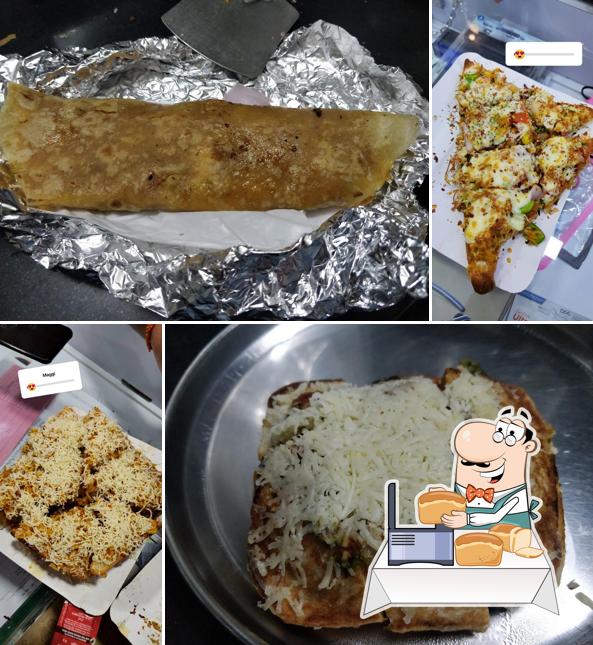 Garlic bread at Laxmi Sandwich & Juice Centre