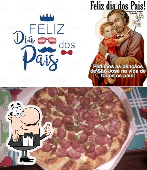 Dino's Disk Pizza