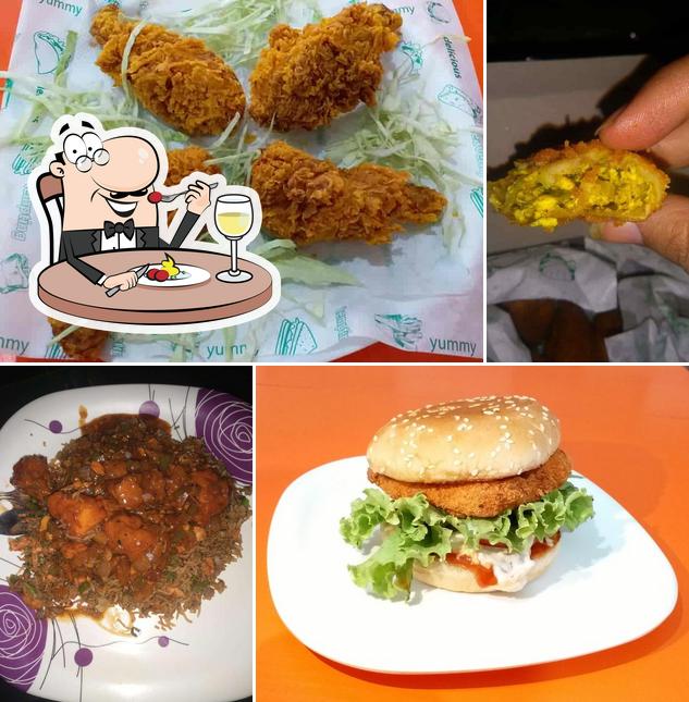 Meals at Hungry Kyaaaa? - Pizza And Fried Chicken