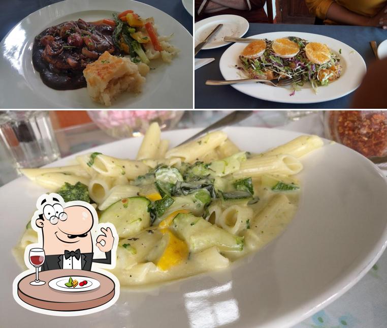 Food at La Belle Vie @ 180Mciver