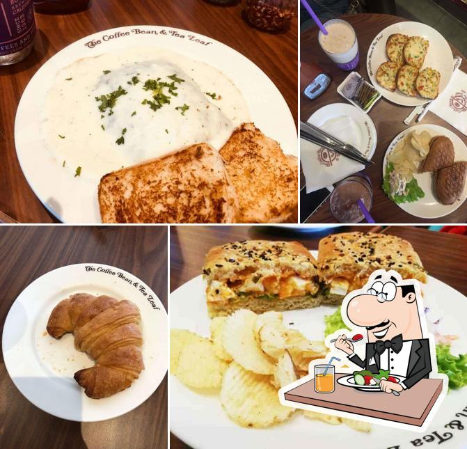 Food at The Coffee Bean & Tea Leaf Elante