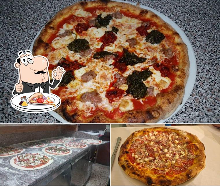 Ordina tra le molte varianti di pizza
