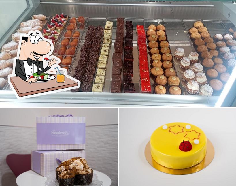 Cibo al Pasticceria Fondemà Cibo al Pasticceria Fondemà