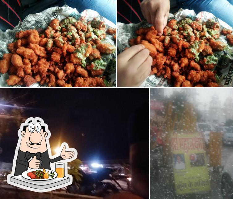 The image of Shree Mahalaxmi Moong Ke Bhajiye LIG’s food and exterior