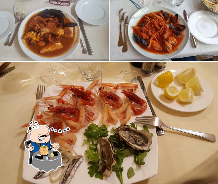 Platti al Ristorante La Barcarola