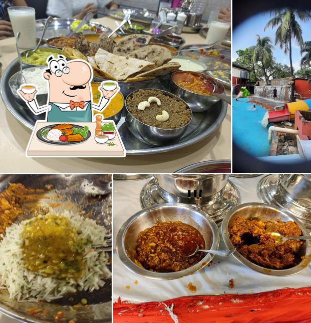 Meals at THAKAR’s JALARAM KATHIYAWADI HOTEL