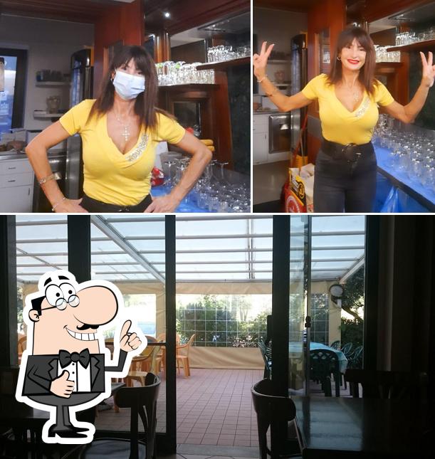 Vedi questa immagine di Bar Martina