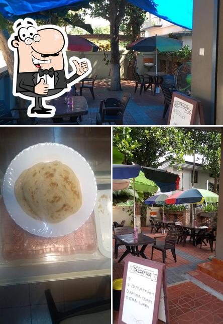 Look at this image of Appacha’s Bistro