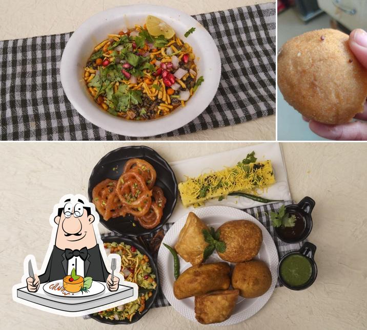 Meals at Mahakal Chat Corner