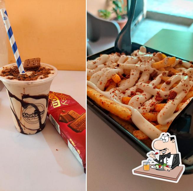 Meals at ShakeSee - Satellite