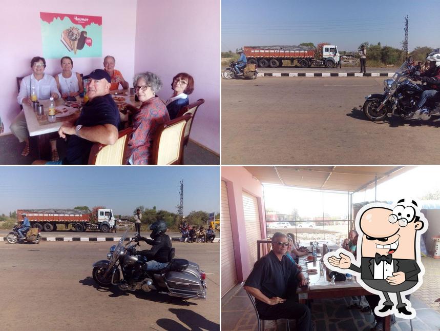 Look at the image of Shreejee food square