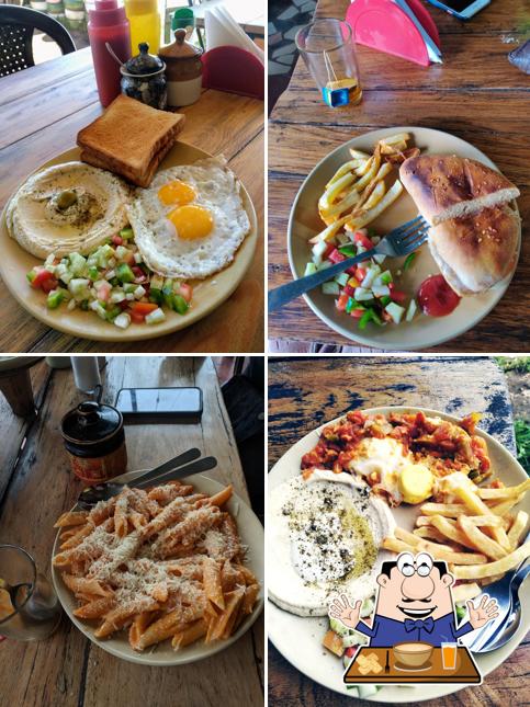 Food at Altaf's Cafe
