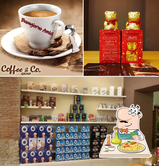 Coffee & Co. si caratterizza per la cibo e bevanda