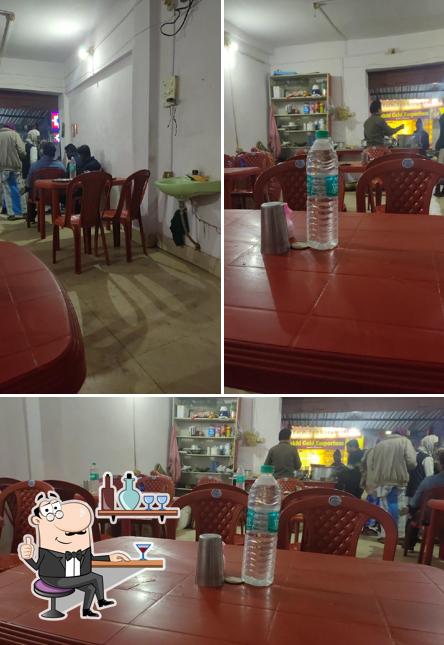 The interior of NEW CHAMPARAN MEAT HOUSE