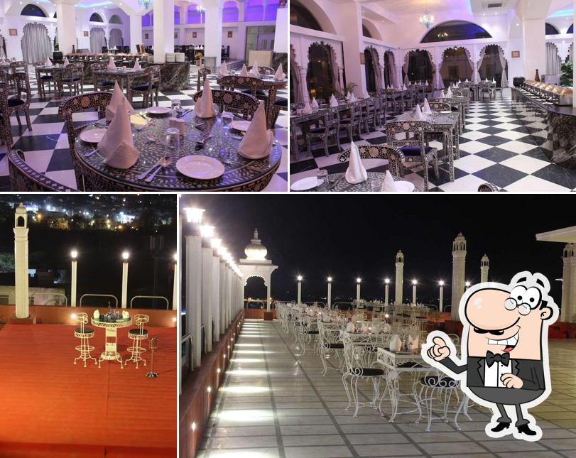 Neel Kamal Restaurant - Hotel Mewargarh