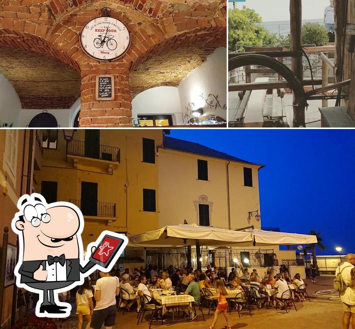 Guarda gli esterni di Dal Saraceno