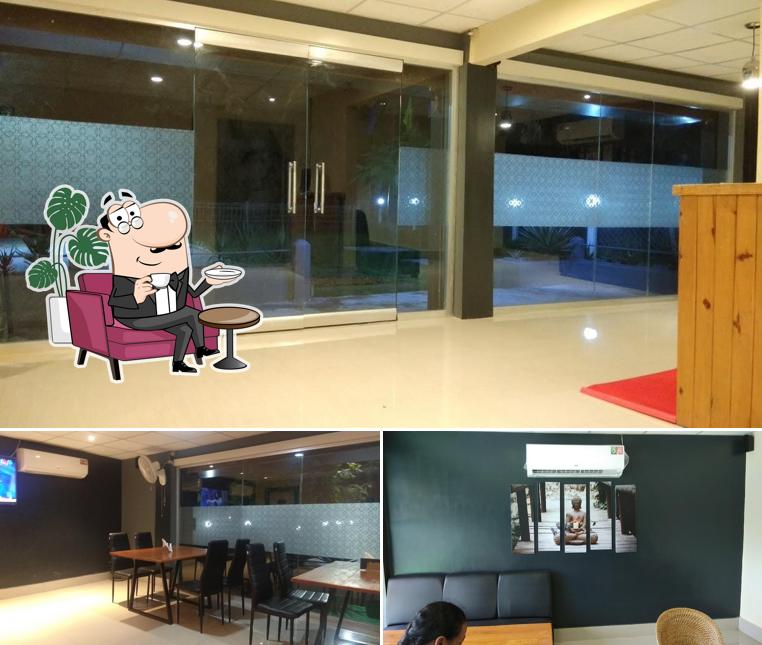 Check out how Aroma food hut looks inside