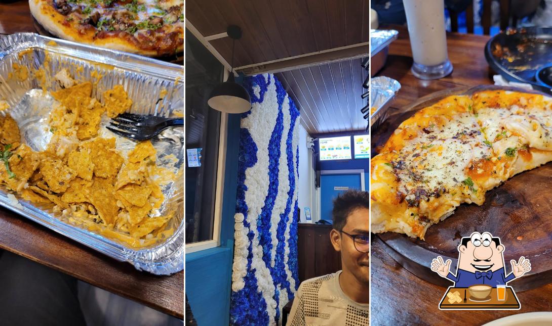 Food at De Qube restro cafe