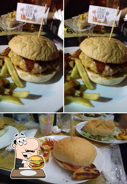 Concediti un bell'hamburger a Il gatto e la volpe