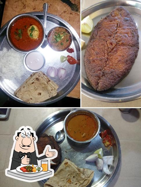 Food at Swayam Patil Khanaval