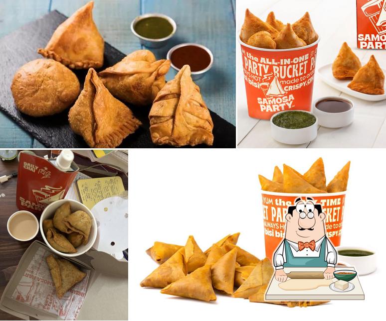 Samosa at Samosa Party Alpha 2 Greater Noida