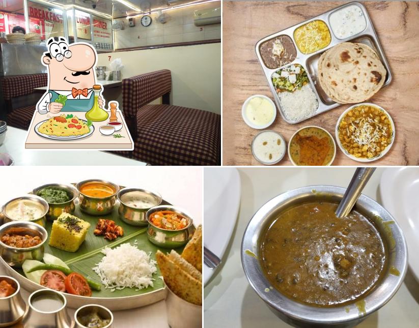 Food at Gurbax Dhaba