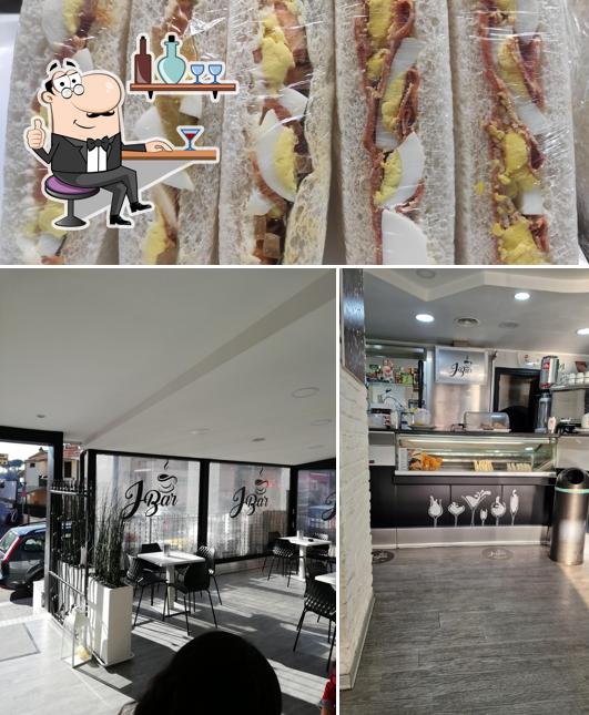 Jbar si caratterizza per la interni e cibo