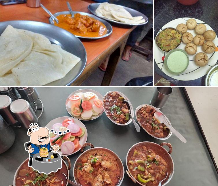 Food at Punjabi Dhaba