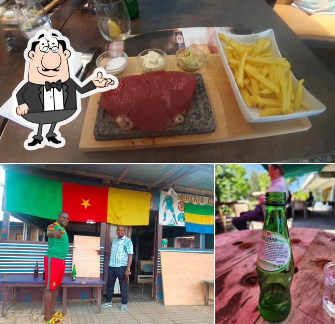 La interni e cibo del ristorante