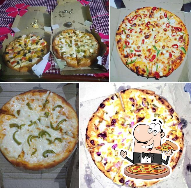 Pick pizza at Tha Pizza World