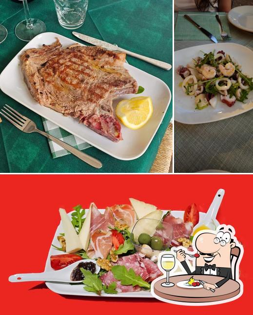 Platti al La Vecchia Cantina Di Vetulonia
