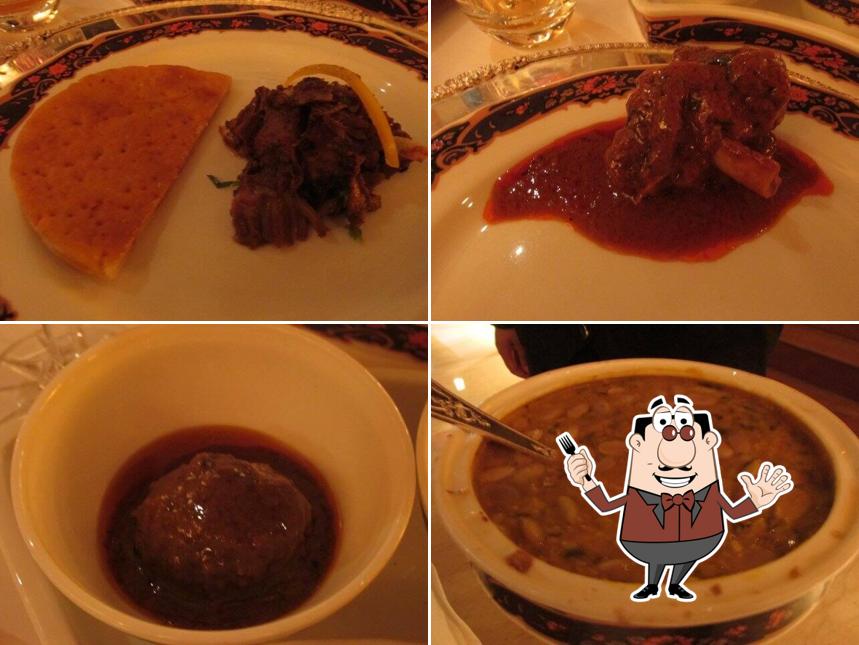 Meals at Dum Pukht Meals at Dum Pukht