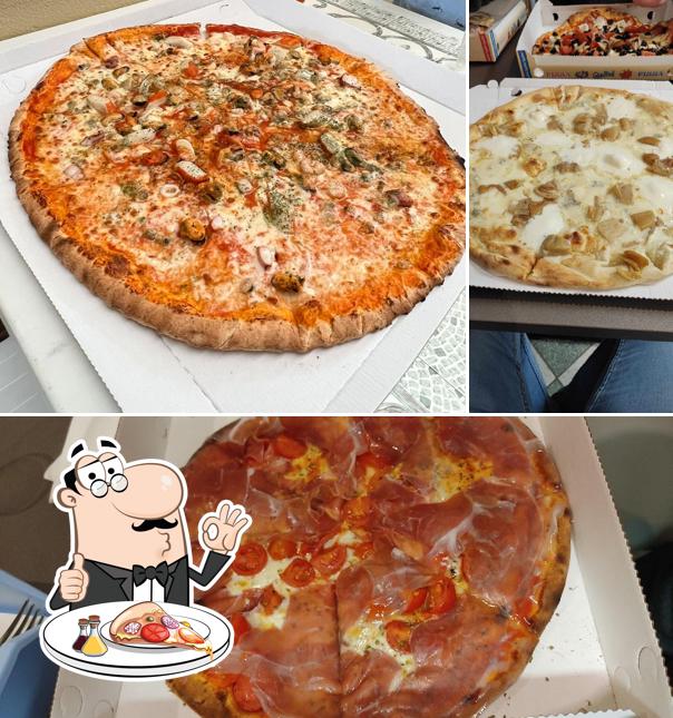 A Lo Smeraldo, puoi provare una bella pizza