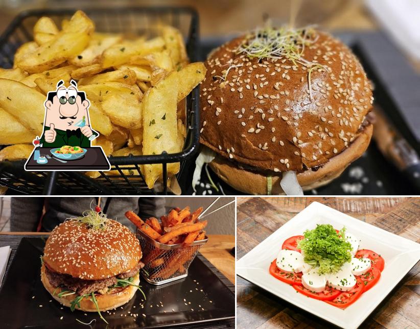 Platti al Lovely Burger Restaurant