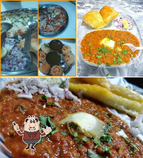 Food at Hemaanth Chats