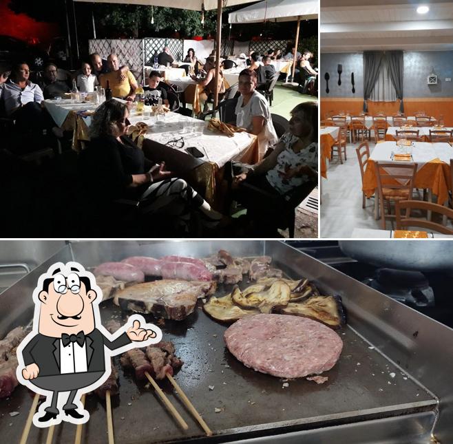 Questa è la foto che presenta la interni e cibo di Ristorante Pizzeria Cuor di Bufala