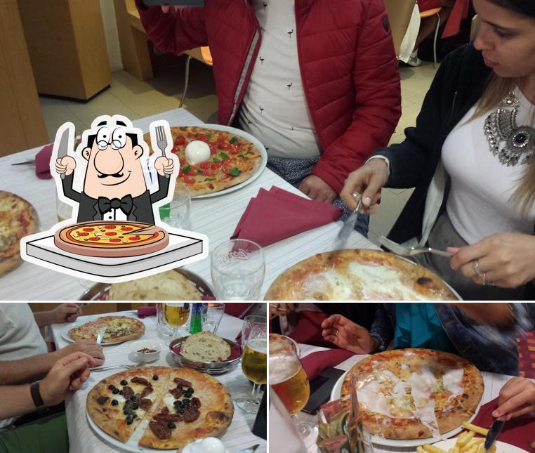 Scegli tra le molte varianti di pizza