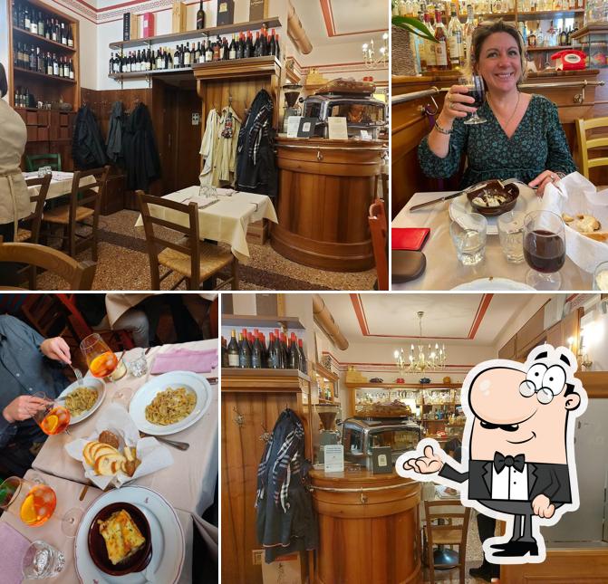 Dai un'occhiata agli interni di Osteria dal Capo