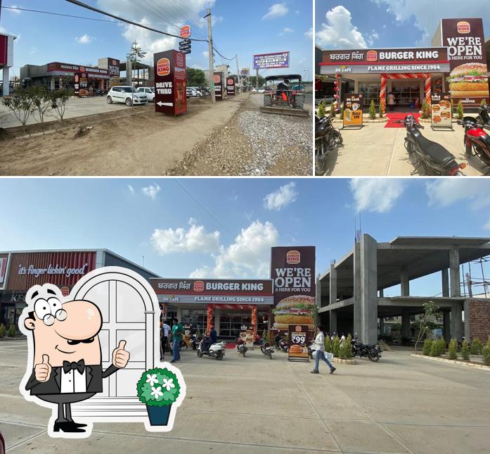 The exterior of Burger King