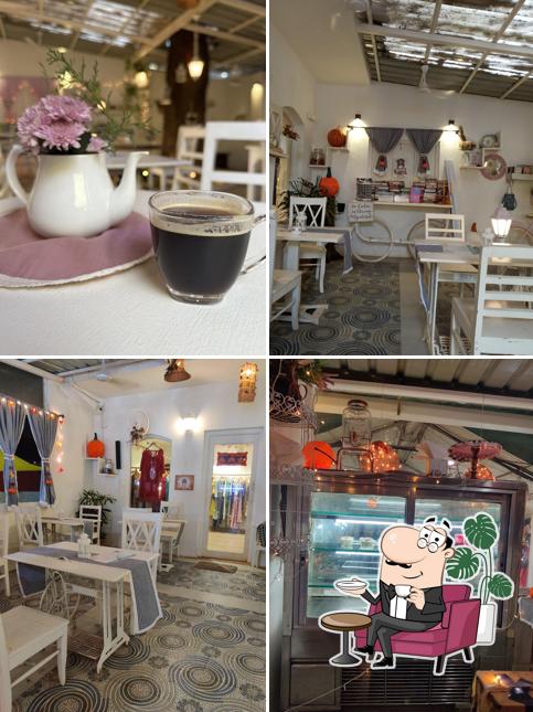 Check out how Bunnykins Cafe looks inside